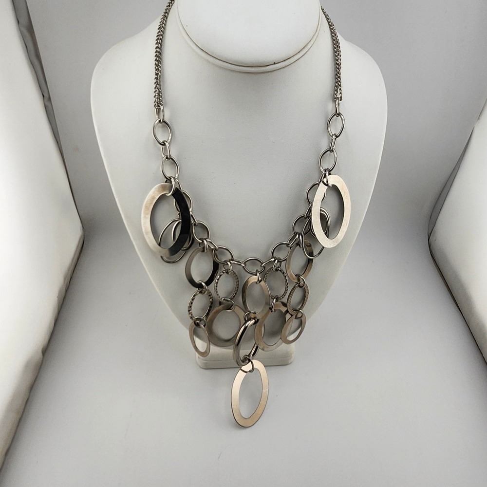 Silver Tone‎ Chain Necklace with Oval and Round Metal Rings Statement